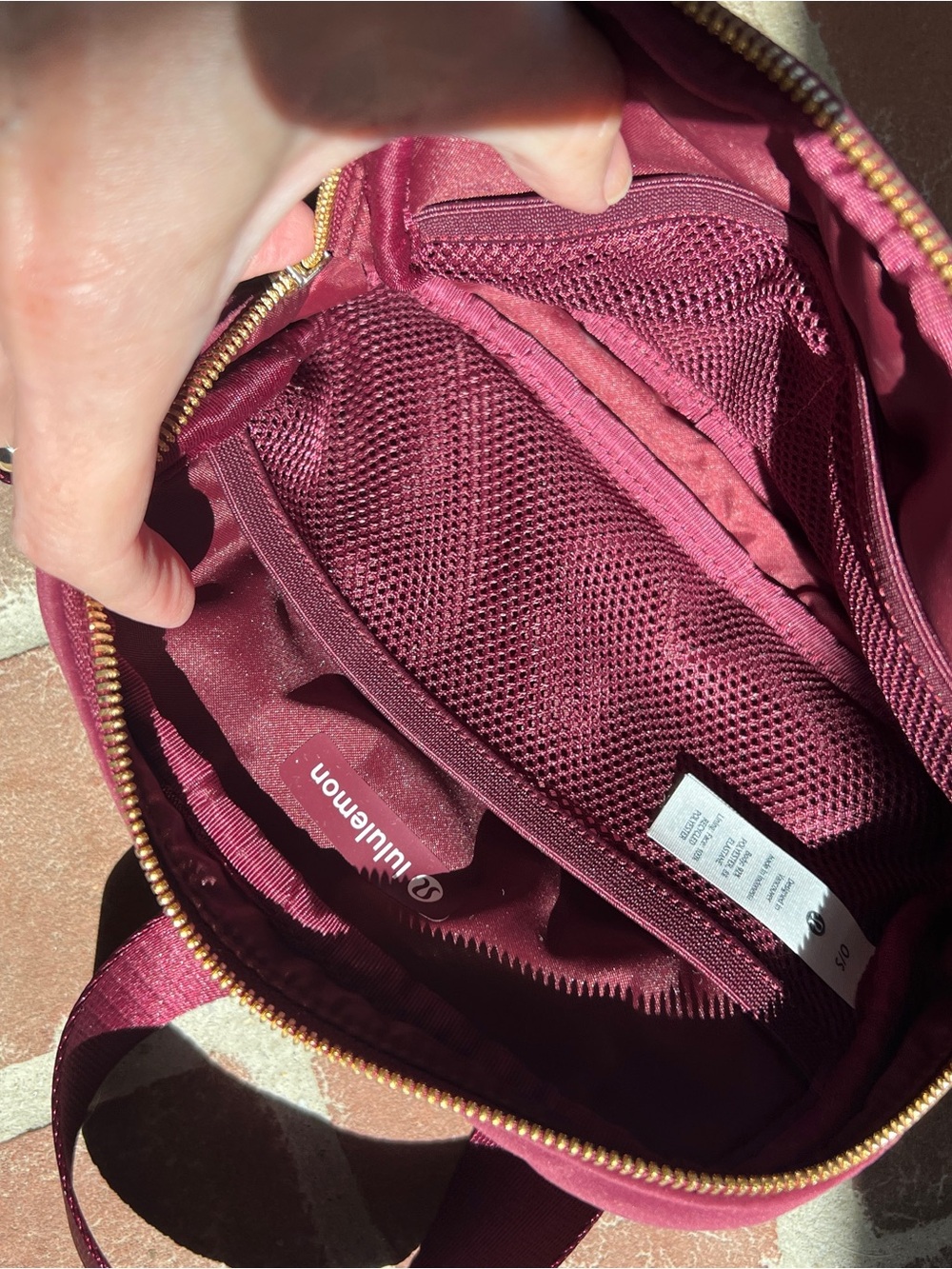 lululemon athletica Quilted Crossbody Bag in Berry Rose with Gold Hardware - Picture 4 of 4